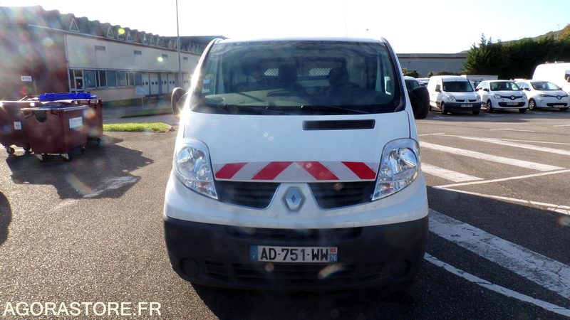 Renault Trafic AD-751-WW (BE) - فان: صورة 2 Renault Trafic AD-751-WW (BE) - فان: صورة 2