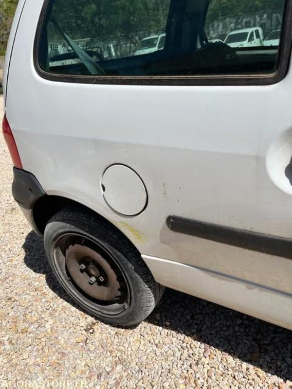 Renault Twingo - 2003 - 127399KM - سيارة: صورة 5 Renault Twingo - 2003 - 127399KM - سيارة: صورة 5