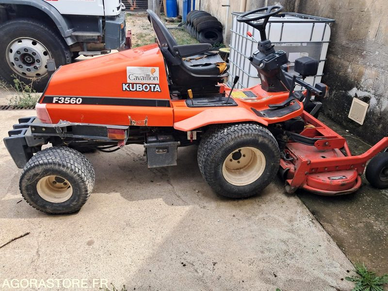 TONDEUSE AUTOPORTEE FRONTALE F3560 KUBOTA - جزازة عشب الحدائق: صورة 2 TONDEUSE AUTOPORTEE FRONTALE F3560 KUBOTA - جزازة عشب الحدائق: صورة 2