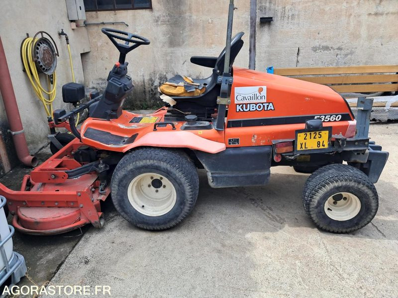 TONDEUSE AUTOPORTEE FRONTALE F3560 KUBOTA - جزازة عشب الحدائق: صورة 1 TONDEUSE AUTOPORTEE FRONTALE F3560 KUBOTA - جزازة عشب الحدائق: صورة 1