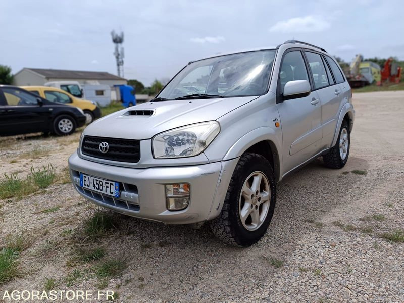 TOYOTA RAV4 - 2002 - 212500KMS - سيارة دفع رباعي: صورة 1 TOYOTA RAV4 - 2002 - 212500KMS - سيارة دفع رباعي: صورة 1