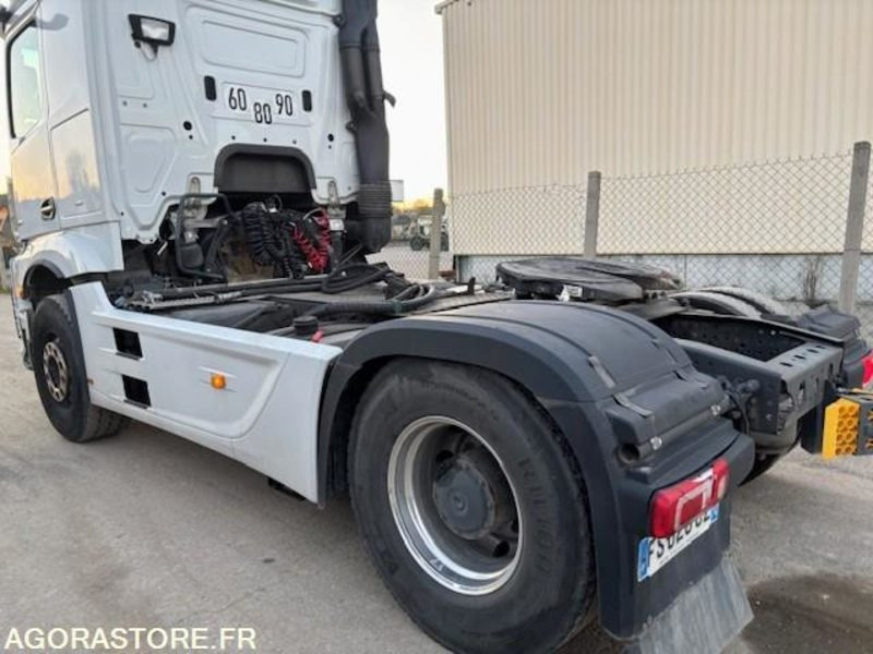 TRACTEUR 4X2 MERCEDES ACTROS 1853 2020 430 000 KM - رأس تريلا: صورة 4 TRACTEUR 4X2 MERCEDES ACTROS 1853 2020 430 000 KM - رأس تريلا: صورة 4