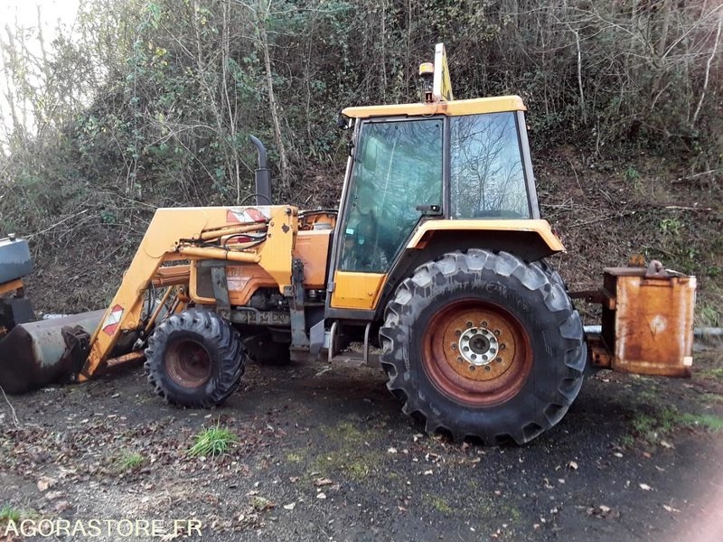 TRACTEUR RENAULT 750 MI CHARGEUR E3285 - جرار: صورة 2 TRACTEUR RENAULT 750 MI CHARGEUR E3285 - جرار: صورة 2