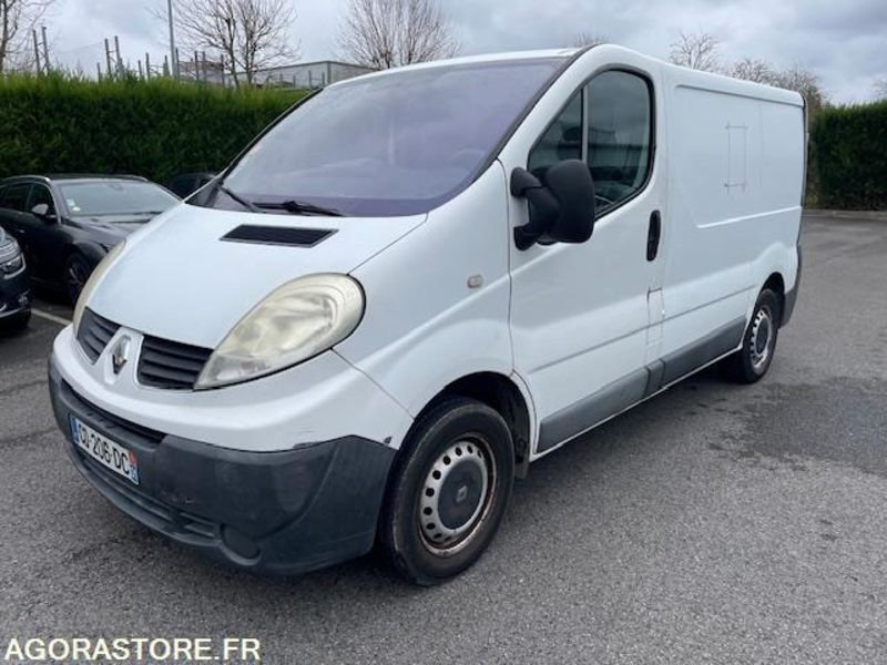 TRAFIC FG L1H1 1000kg CONFORT €5 DCI 90 . 03/2012 . 190000 km - فان: صورة 1 TRAFIC FG L1H1 1000kg CONFORT €5 DCI 90 . 03/2012 . 190000 km - فان: صورة 1