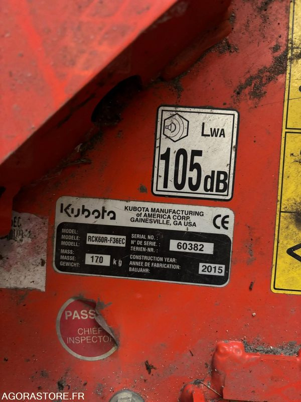 Tondeuse autoportée KUBOTA F3090 - جزازة عشب الحدائق: صورة 3 Tondeuse autoportée KUBOTA F3090 - جزازة عشب الحدائق: صورة 3