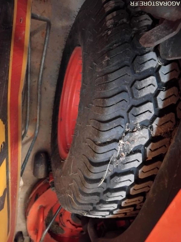 Tondeuse autoportée diesel Kubota G23 II - جزازة عشب الحدائق: صورة 5 Tondeuse autoportée diesel Kubota G23 II - جزازة عشب الحدائق: صورة 5