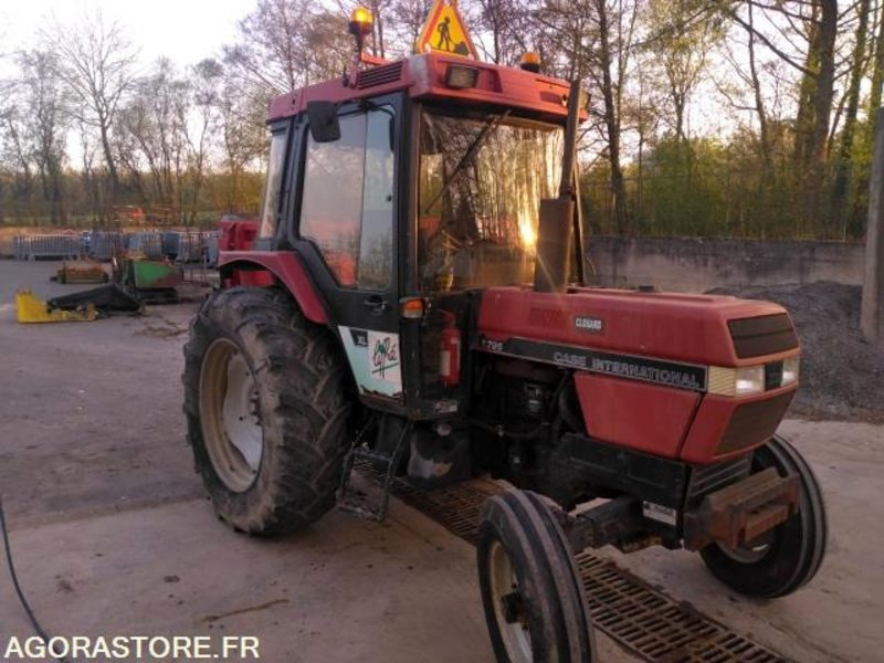 Tracteur CASE 795 XL - جرار: صورة 1 Tracteur CASE 795 XL - جرار: صورة 1