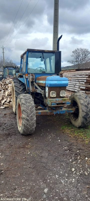 Tracteur Ford 5610 avec chargeur Mailleux - جرار: صورة 1 Tracteur Ford 5610 avec chargeur Mailleux - جرار: صورة 1