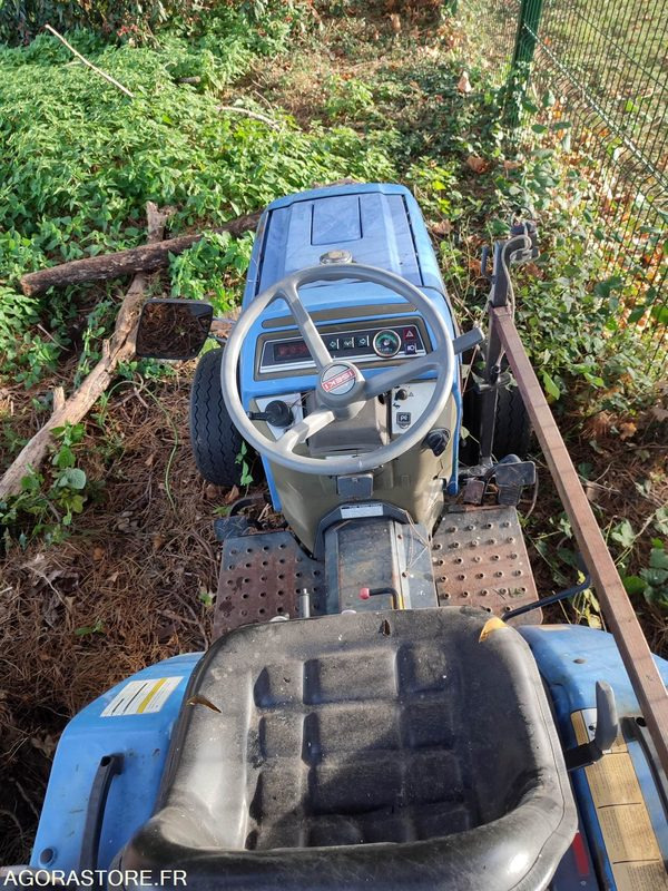 Tracteur ISEKI TM215 - en panne - جرار: صورة 3 Tracteur ISEKI TM215 - en panne - جرار: صورة 3