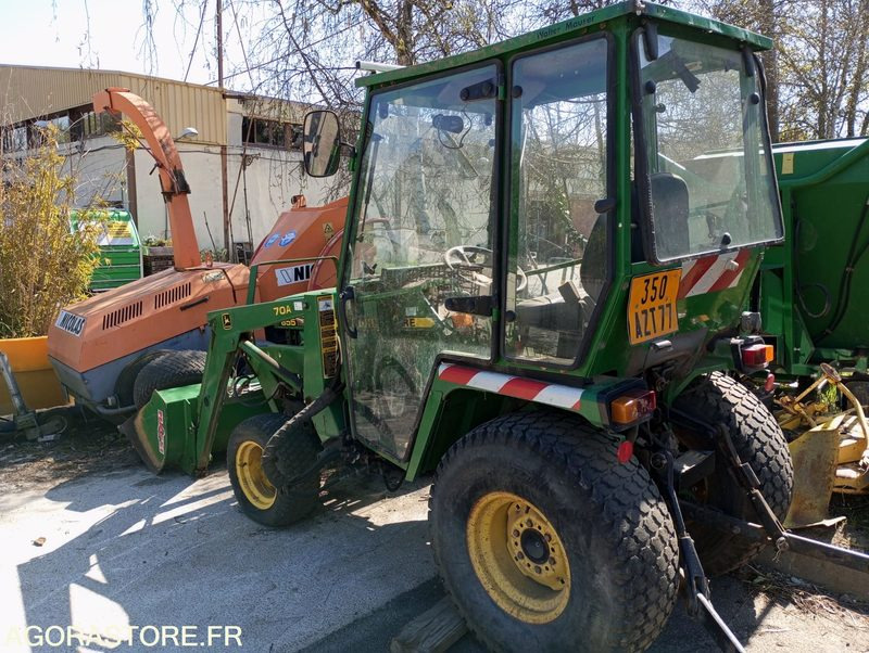 Tracteur john deere 855 - جرار: صورة 4 Tracteur john deere 855 - جرار: صورة 4