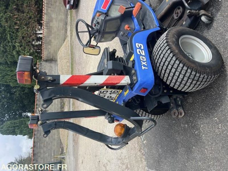 Tracteur tondeuse ISEKI TXG 23 - جزازة عشب الحدائق: صورة 5 Tracteur tondeuse ISEKI TXG 23 - جزازة عشب الحدائق: صورة 5