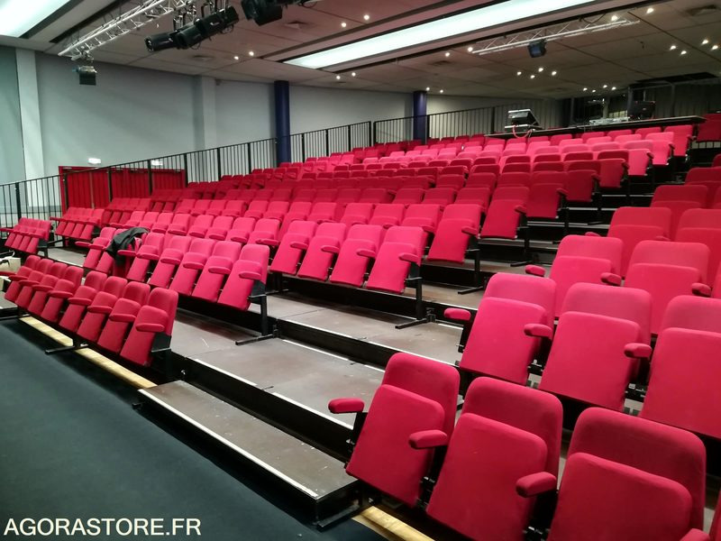 Tribune Samia Systema 2000 - 244 places (gradin salle de spectacle / théâtre) - أدوات ومعدات: صورة 1 Tribune Samia Systema 2000 - 244 places (gradin salle de spectacle / théâtre) - أدوات ومعدات: صورة 1