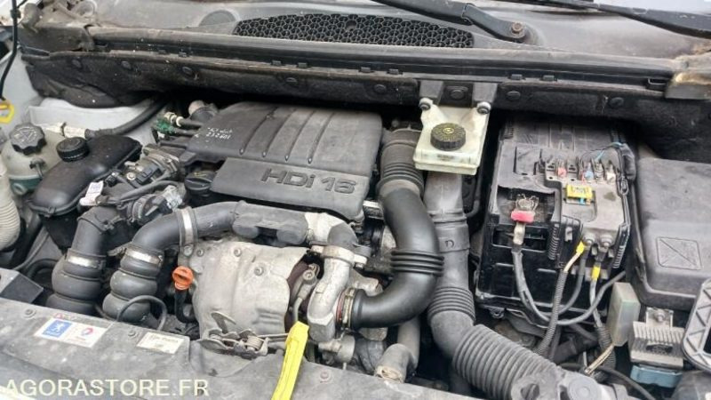 VEHICULE FRIGORIFIQUE PEUGEOT PARTNER AB519FR - فان المدمجة: صورة 3 VEHICULE FRIGORIFIQUE PEUGEOT PARTNER AB519FR - فان المدمجة: صورة 3