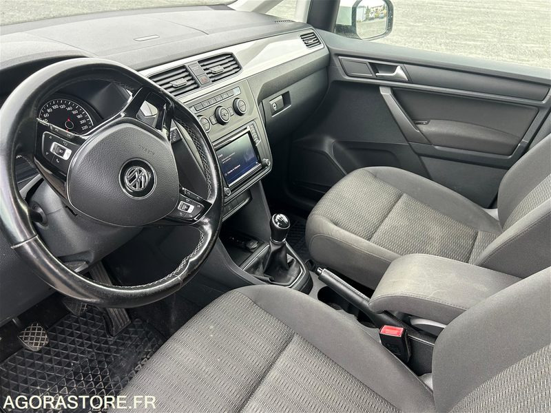 VOLKSWAGEN CADDY MAXI - EG903FN - 2016 - Kilométrage 236.100 km - فان المدمجة: صورة 5 VOLKSWAGEN CADDY MAXI - EG903FN - 2016 - Kilométrage 236.100 km - فان المدمجة: صورة 5