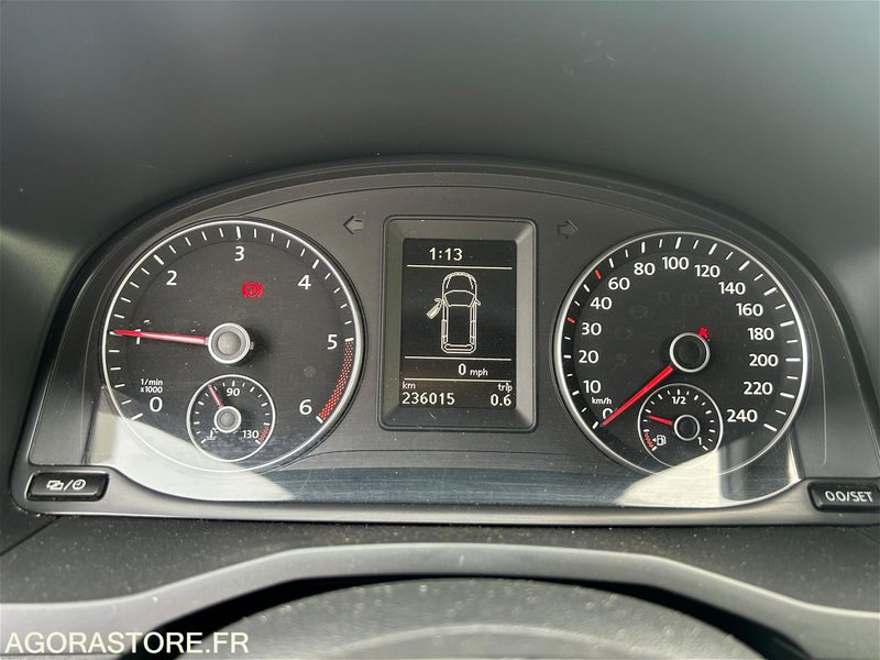 VOLKSWAGEN CADDY MAXI - EG903FN - 2016 - Kilométrage 236.100 km - فان المدمجة: صورة 4 VOLKSWAGEN CADDY MAXI - EG903FN - 2016 - Kilométrage 236.100 km - فان المدمجة: صورة 4