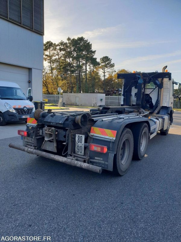 VOLVO FMX POLYBENNE AVEC BRAS DE LEVAGE EURO 6 - 2015 - 227924km - شاحنة: صورة 5 VOLVO FMX POLYBENNE AVEC BRAS DE LEVAGE EURO 6 - 2015 - 227924km - شاحنة: صورة 5