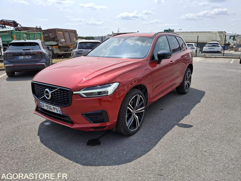 Volvo XC60 HYBRIDE - 2022 / 96206 KM - سيارة دفع رباعي: صورة 1 Volvo XC60 HYBRIDE - 2022 / 96206 KM - سيارة دفع رباعي: صورة 1