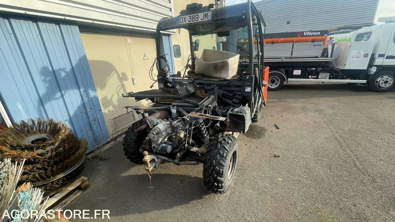 Kubota RTV - جرار: صورة 3 Kubota RTV - جرار: صورة 3