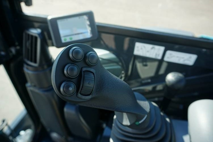 Airman AX 26 U-7 - حفار صغير: صورة 5 Airman AX 26 U-7 - حفار صغير: صورة 5