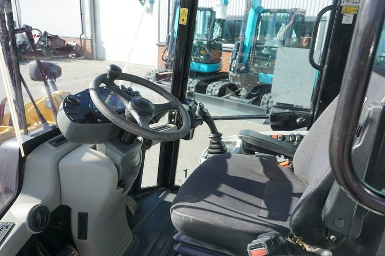 CAT 906M *Uthyres* - اللودر بعجل: صورة 3 CAT 906M *Uthyres* - اللودر بعجل: صورة 3