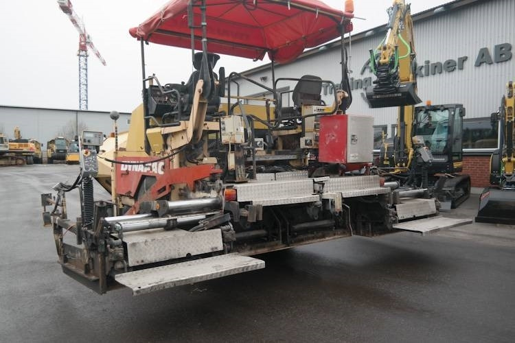 راصف أسفلت Dynapack F121 4WD: صورة 15