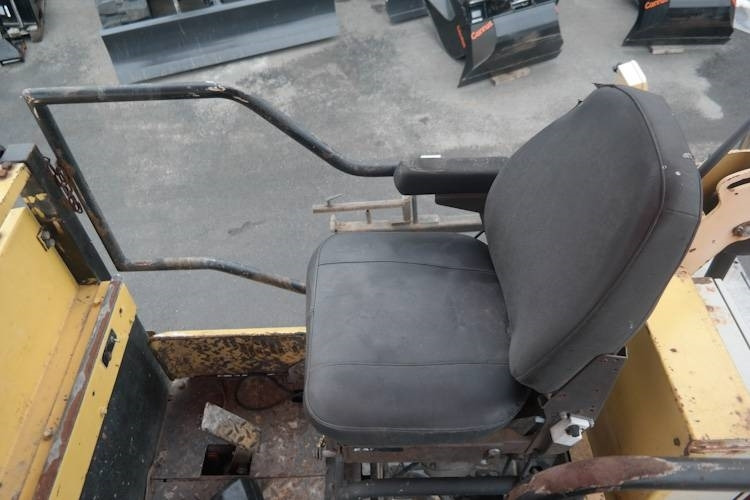 راصف أسفلت Dynapack F121 4WD: صورة 14