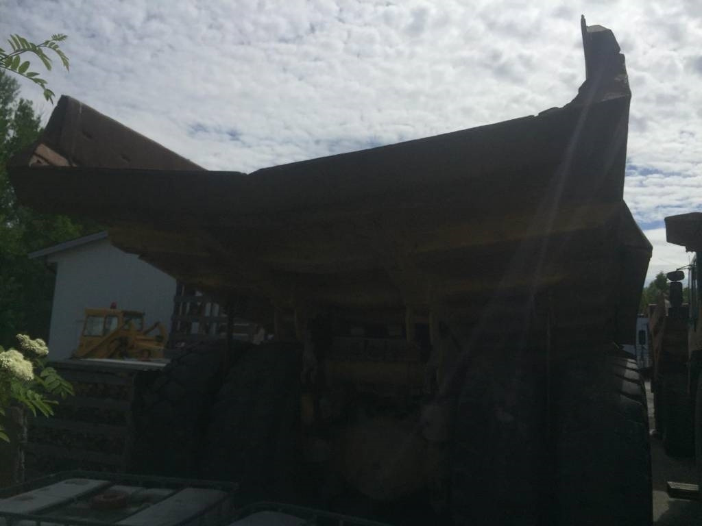 Komatsu HD 465-5 - شاحنة قلابة صلبة/ شاحنة صخور: صورة 2 Komatsu HD 465-5 - شاحنة قلابة صلبة/ شاحنة صخور: صورة 2