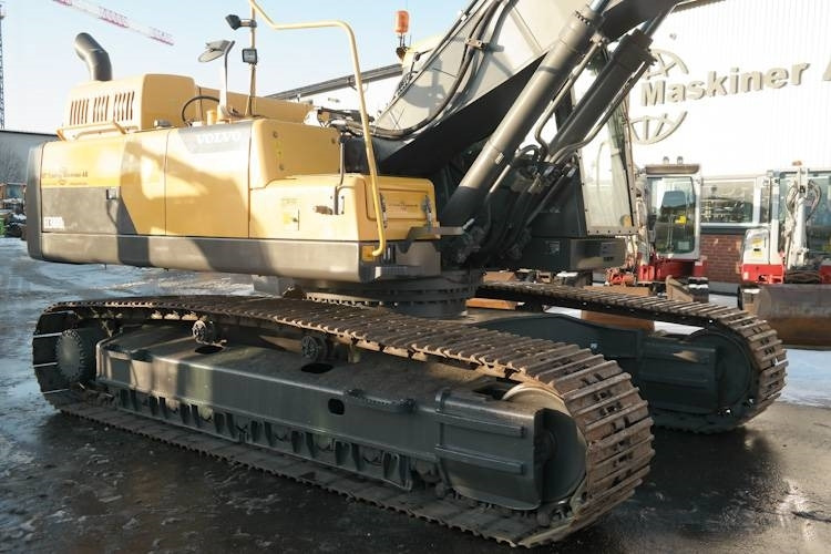 Volvo EC 380 D L - حفار زاحف: صورة 3 Volvo EC 380 D L - حفار زاحف: صورة 3