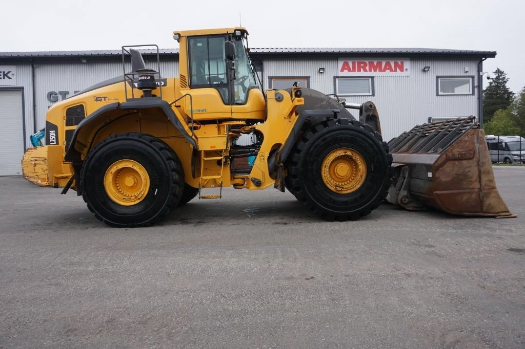 Volvo L250H *Uthyres* - اللودر بعجل: صورة 5 Volvo L250H *Uthyres* - اللودر بعجل: صورة 5