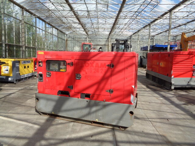 Diversen 30 KVA Genelec 30 KVA - مجموعة المولد: صورة 4 Diversen 30 KVA Genelec 30 KVA - مجموعة المولد: صورة 4