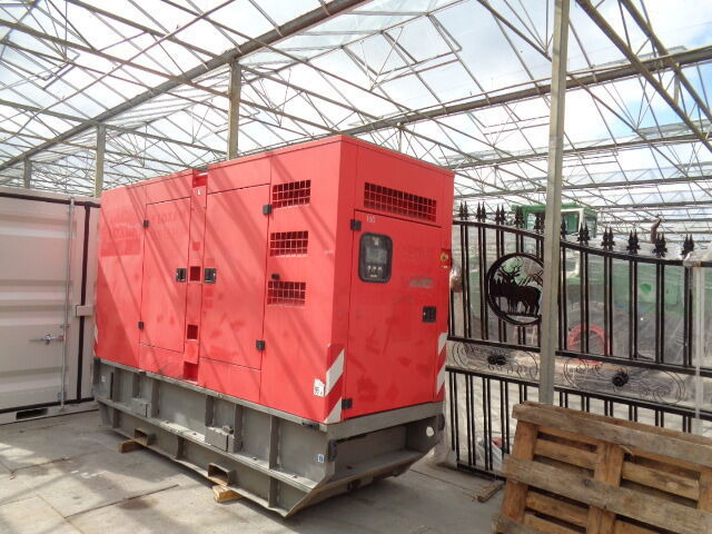 Doosan G 150 Kva - مجموعة المولد: صورة 3 Doosan G 150 Kva - مجموعة المولد: صورة 3