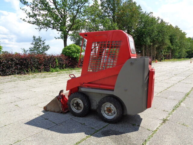 Gehl 1640 - شيول صغير: صورة 2 Gehl 1640 - شيول صغير: صورة 2