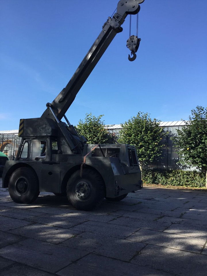 Grove Iron Fairy Saphire - موبايل كرين: صورة 2 Grove Iron Fairy Saphire - موبايل كرين: صورة 2