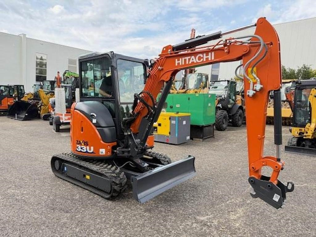 Hitachi ZX33U-6  - حفار صغير: صورة 1 Hitachi ZX33U-6  - حفار صغير: صورة 1