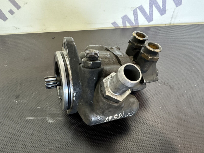 DAF XF106 - مضخة المقود - شاحنة: صورة 1 DAF XF106 - مضخة المقود - شاحنة: صورة 1