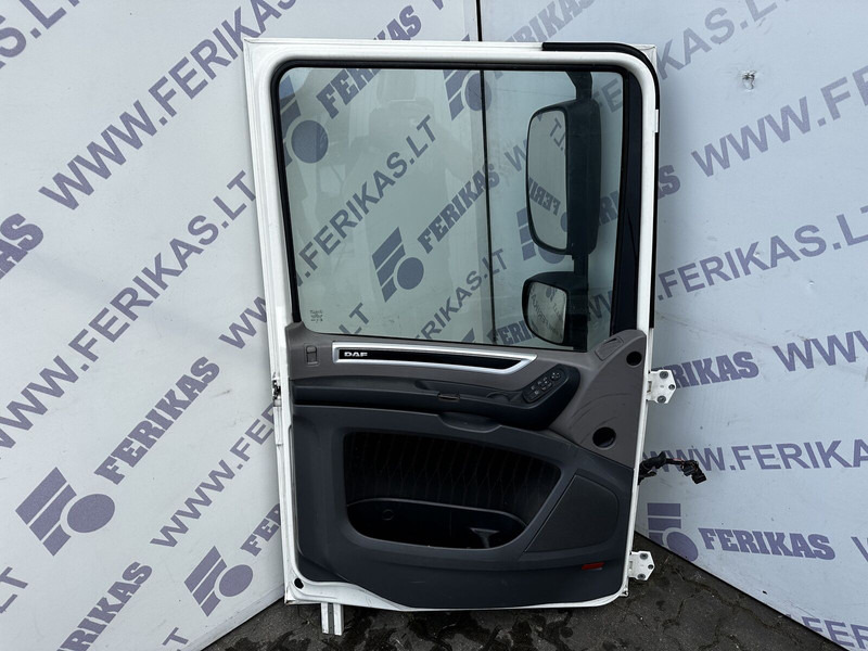 DAF left side - باب و قطع الغيار - شاحنة: صورة 2 DAF left side - باب و قطع الغيار - شاحنة: صورة 2