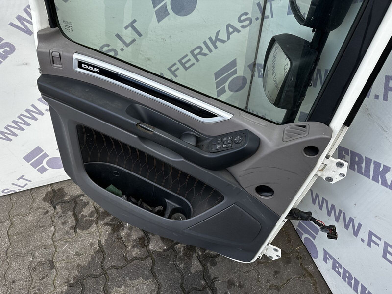 DAF left side - باب و قطع الغيار - شاحنة: صورة 3 DAF left side - باب و قطع الغيار - شاحنة: صورة 3