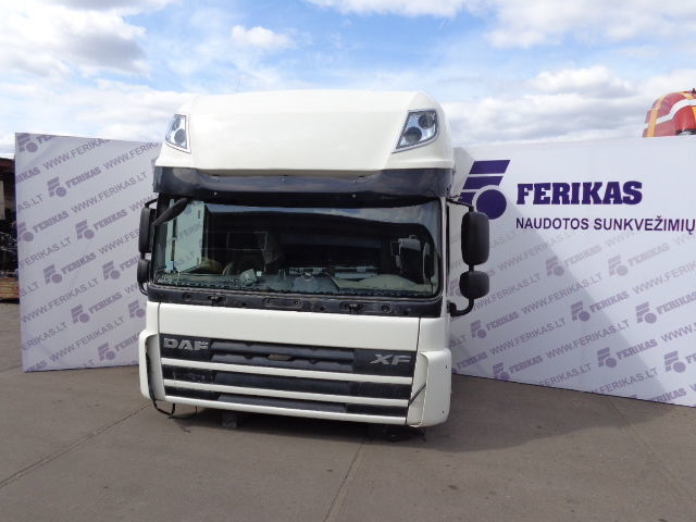 DAF space and super space cabs for sale, big stock "WORLDWIDE DELIVE - الكابينة والداخلية - شاحنة: صورة 3 DAF space and super space cabs for sale, big stock "WORLDWIDE DELIVE - الكابينة والداخلية - شاحنة: صورة 3