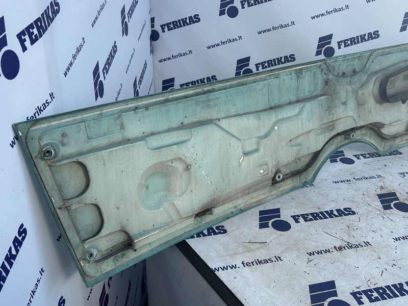 Mercedes-Benz bonnet part - غطاء السيارة - شاحنة: صورة 5 Mercedes-Benz bonnet part - غطاء السيارة - شاحنة: صورة 5