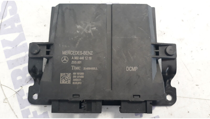 Mercedes-Benz door control module - وحدة إي سي يو - شاحنة: صورة 1 Mercedes-Benz door control module - وحدة إي سي يو - شاحنة: صورة 1