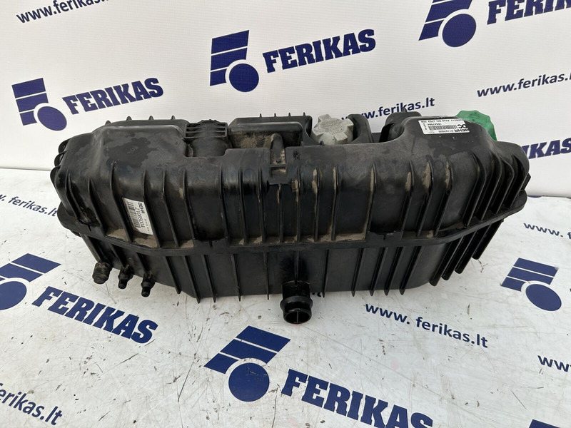 Mercedes-Benz expansion tank - خزان التوسع - شاحنة: صورة 2 Mercedes-Benz expansion tank - خزان التوسع - شاحنة: صورة 2