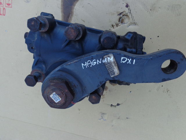 Mercedes-Benz - دودة دركسون - شاحنة: صورة 5 Mercedes-Benz - دودة دركسون - شاحنة: صورة 5