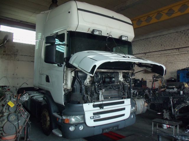 Scania Cabs for sale, Highline, Topline few units, different colors, "W - الكابينة والداخلية - شاحنة: صورة 1 Scania Cabs for sale, Highline, Topline few units, different colors, "W - الكابينة والداخلية - شاحنة: صورة 1