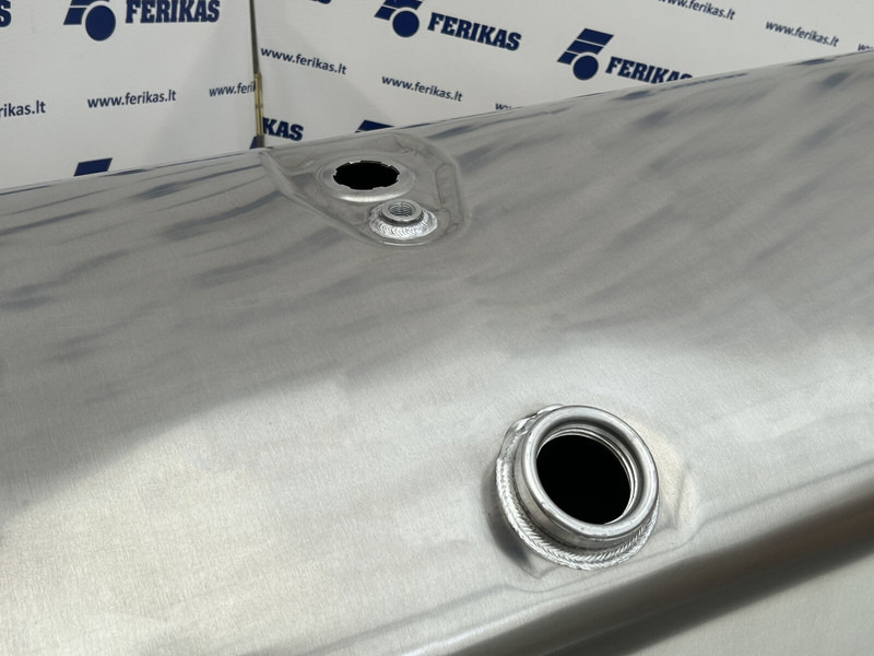 Scania New aluminum fuel tank 525L - خزان الوقود - شاحنة: صورة 4 Scania New aluminum fuel tank 525L - خزان الوقود - شاحنة: صورة 4