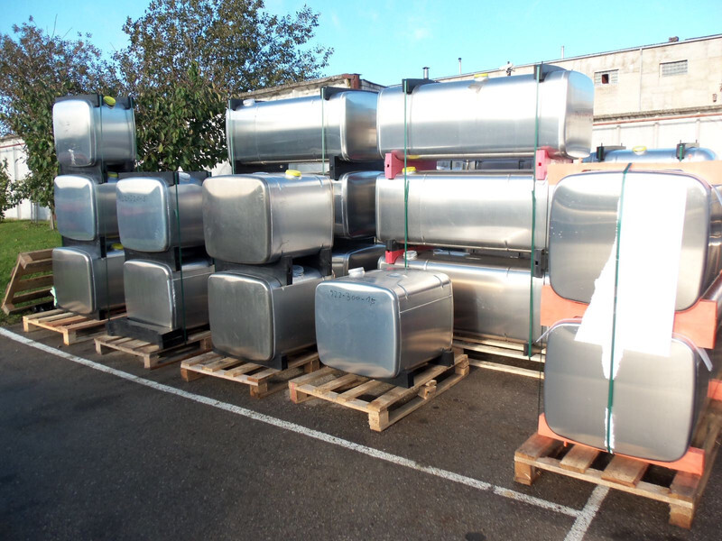 Volvo complete fuel tank with brackets and fuel pump, used or brand ne - خزان الوقود - شاحنة: صورة 4 Volvo complete fuel tank with brackets and fuel pump, used or brand ne - خزان الوقود - شاحنة: صورة 4