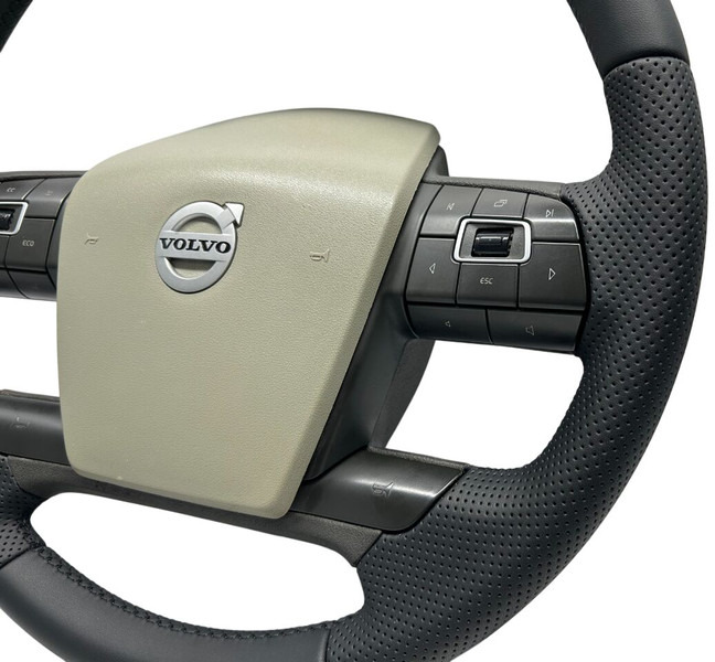Volvo refurbished steering wheel - عجلة القيادة - شاحنة: صورة 4 Volvo refurbished steering wheel - عجلة القيادة - شاحنة: صورة 4