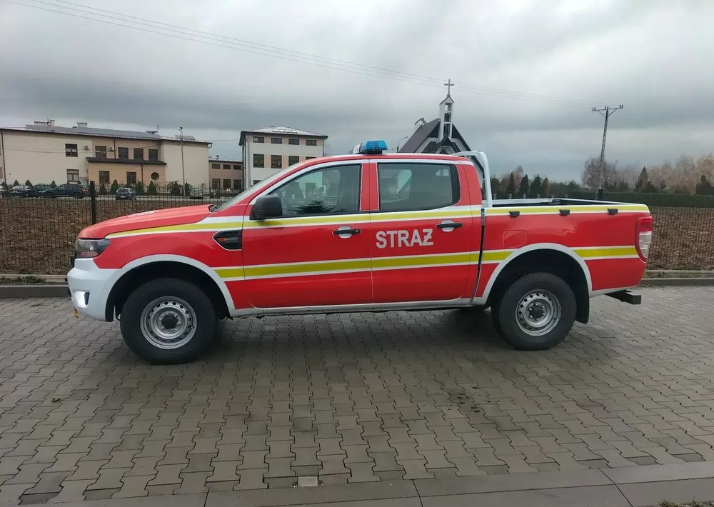 Ford Ranger 4x4 2.0 TDCI Straż strażacki pożarniczy ratowniczy pickup (Amarok, Navara, L200, Hilux) - شاحنة البيك أب: صورة 1 Ford Ranger 4x4 2.0 TDCI Straż strażacki pożarniczy ratowniczy pickup (Amarok, Navara, L200, Hilux) - شاحنة البيك أب: صورة 1
