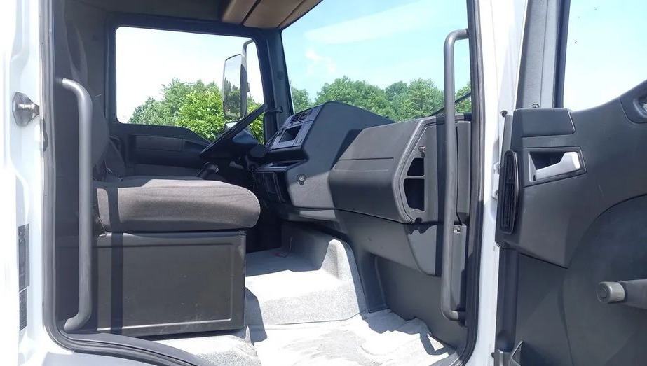 شاحنة قلاب MAN TGL 7 150: صورة 11