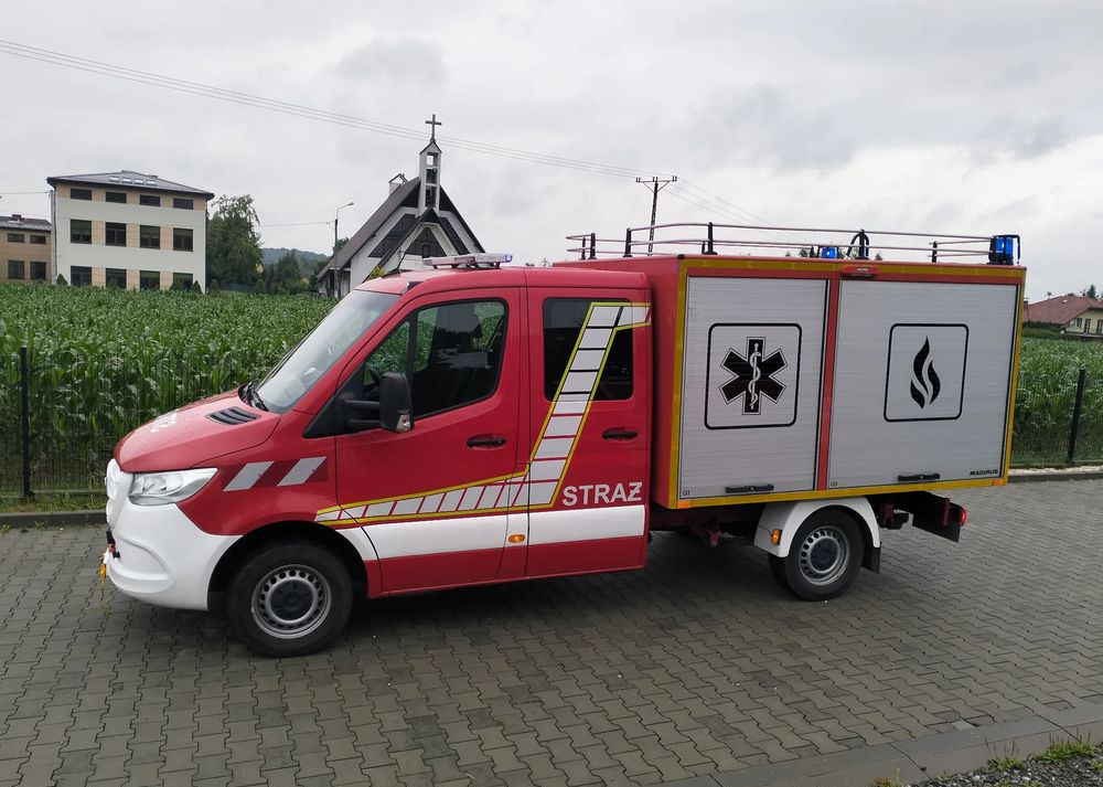 Mercedes-Benz Sprinter 907 straż strażacki pożarniczy Hasici Pompier - شاحنة حريق: صورة 3 Mercedes-Benz Sprinter 907 straż strażacki pożarniczy Hasici Pompier - شاحنة حريق: صورة 3