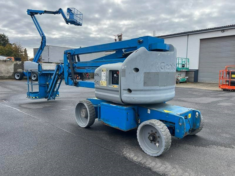 Genie Z40/23 NRJ elektro 14m (1825) - مرفاع مفصلي: صورة 5 Genie Z40/23 NRJ elektro 14m (1825) - مرفاع مفصلي: صورة 5